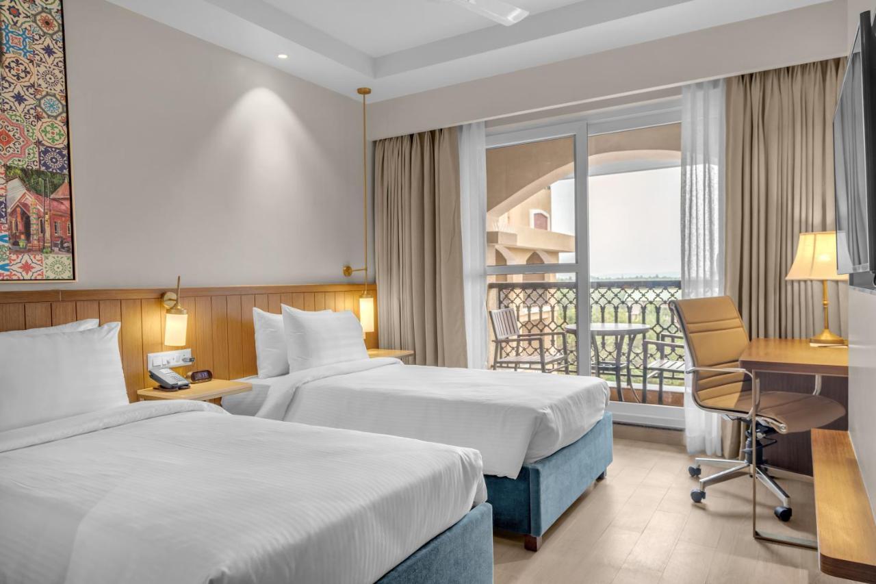 Hotel Fairfield By Marriott Goa Calangute Zewnętrze zdjęcie